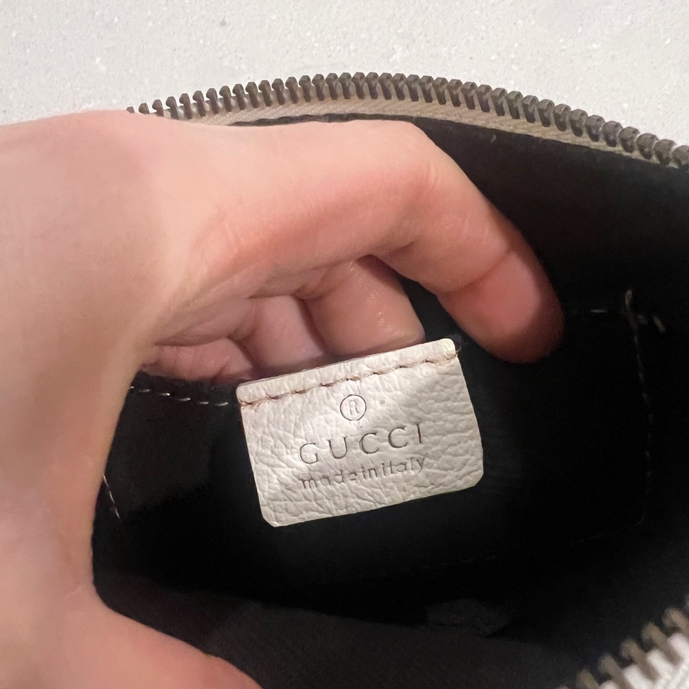 Gucci GG canvas Wristlet/ Pouch - Picture 4 of 7